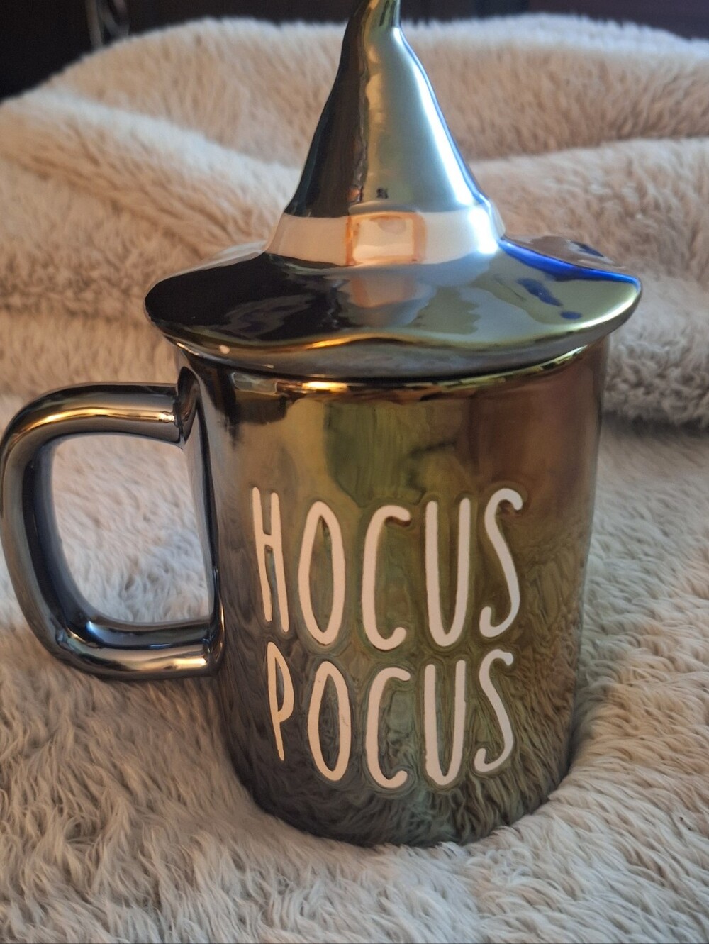 Hocus Pocus Coffee Mug with Witch's Hat Lid is a 20 oz ceramic mug